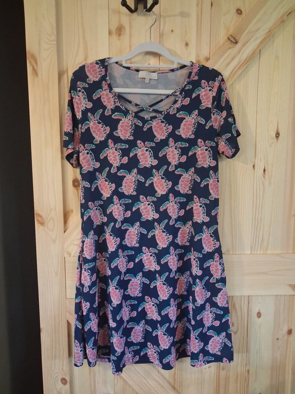 Simply Southern Turtle Print Dress Womens Medium Navy Pink Beach Skater Swing